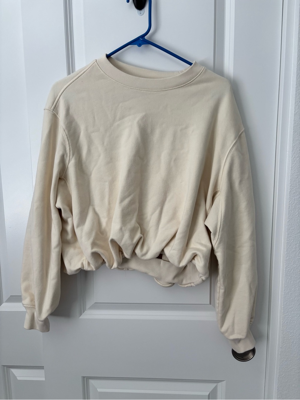 GAP Cream Cropped Crewneck Sweatshirt